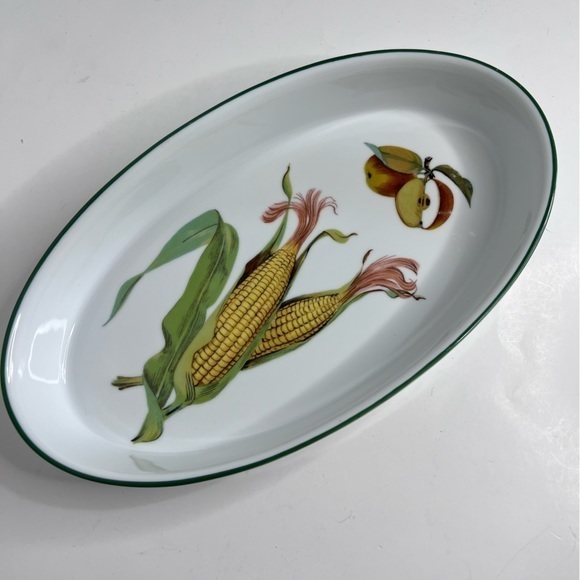 Vintage Discontinued Evesham Vale by ROYAL WORCESTER 12